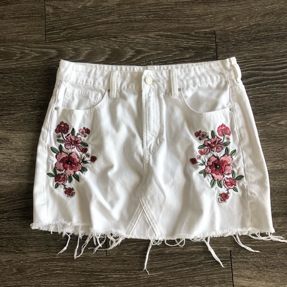 White Rose Embroidered Skirt